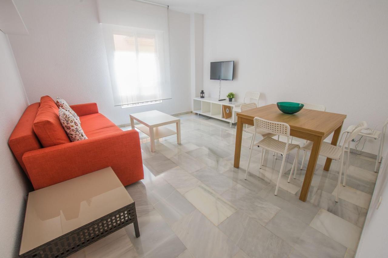 Апартаменты Qh Puerta Real Гранада Экстерьер фото